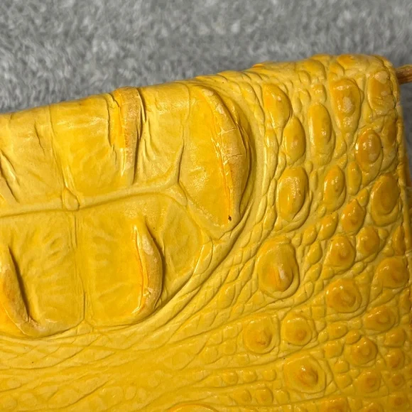 Brahmin Debra Yellow Melbourne Leather Wristlet Wallet Purse Authentic Croc - Picture 3 of 10